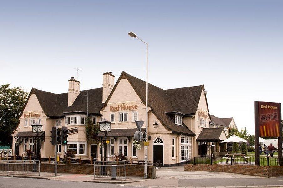 Premier Inn London Ilford Exterior photo