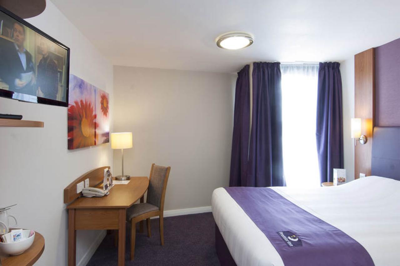 Premier Inn London Ilford Room photo
